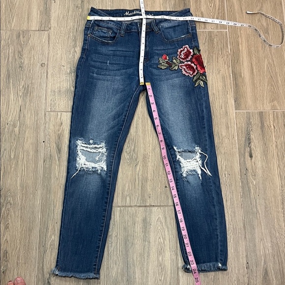 Boutique Jeans Nouvelle Mode Embroidered Boho Ankle Floral Patch Distressed - Picture 7 of 15
